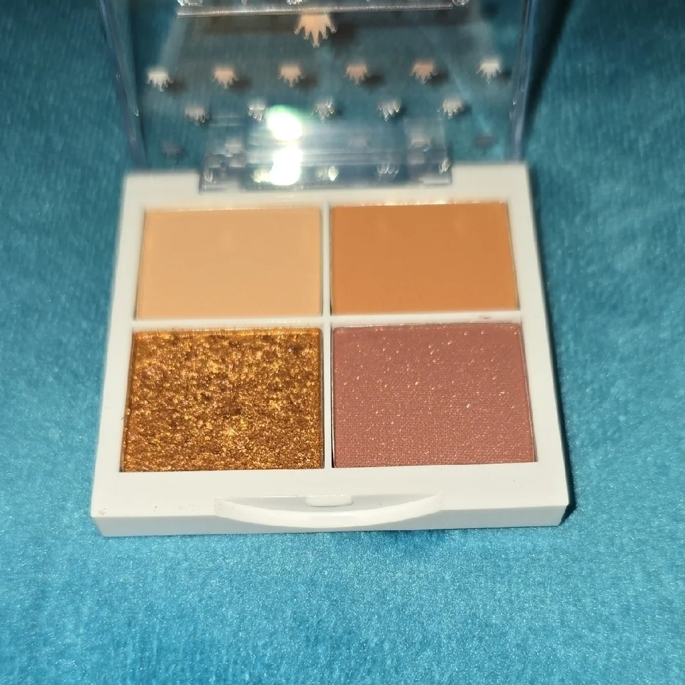 Farah Eyeshadow Palette - Gold and Tan Hues